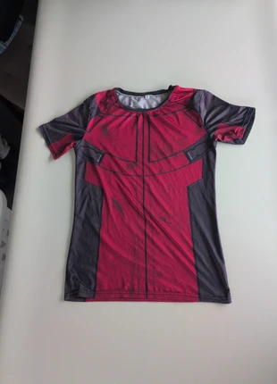 T-shirt Deadpool, marca: Deadpool, estado: Bom, tamanho: S, €1.00, €1.75 inclui Proteção do Comprador