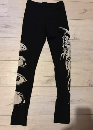 Killstar legging, merk: Killstar, staat: Heel goed, maat: S / 36 / 8, € 12,00, € 13,30 inclusief Kopersbescherming
