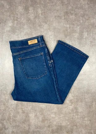Jeans Levi's Signature Coupe Droite | Bleu | Taille FR46 W36 L28 Femme, brand: Levi's, condition: Very good, size: XXXL / 46 / 18, €20.00, €21.70 includes Buyer Protection