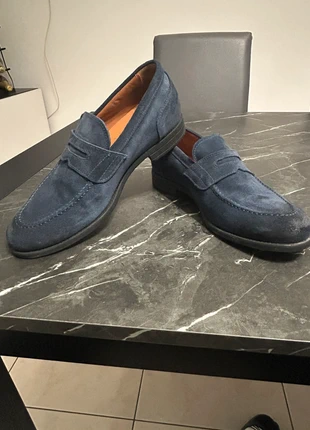 Scarpe NeroGiardini uomo taglia 41 – mocassini in camoscio blu, eleganti e come nuovi, marque: Nero Giardini, état: Neuf sans étiquette, taille: 41, 59,00 €, 62,65 € Protection acheteurs incluse