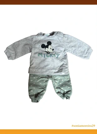 Disney Baby Mickey Outfit – Size 0–1 Month, marca: Disney, estado: Muito bom, tamanho: Até 1 mês / 50 cm, €4.00, €4.90 inclui Proteção do Comprador