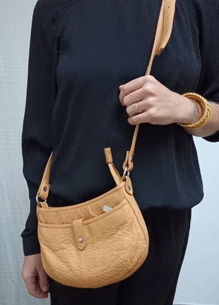 Sac à main en cuir véritable, merk: Cuir véritable, staat: Heel goed, € 8,00, € 9,10 inclusief Kopersbescherming