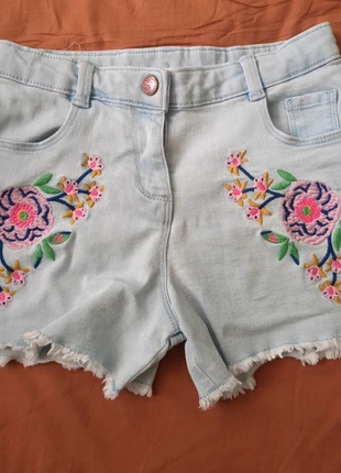 Short jeans brodé - 6 ans, marque: Du Pareil au Même, état: Très bon état, taille: 6 ans / 116 cm, 2,50 €, 3,33 € Protection acheteurs incluse