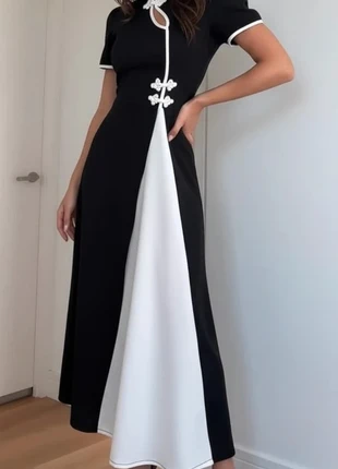 Robe longue bicolore style chinois, col mao et broche florale élégante taille M, marca: Vintage Chic, estado: Muito bom, tamanho: M / 38 / 10, €46.90, €49.95 inclui Proteção do Comprador Pro