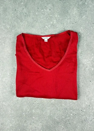 Calvin Klein haut Col V Femme Rouge Taille L, marque: Calvin Klein, état: Très bon état, taille: L / 40 / 12, 8,00 €, 9,10 € Protection acheteurs incluse