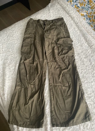 Pantalon kaki cargo, marque: Divided, état: Très bon état, taille: M / 38 / 10, 3,00 €, 3,85 € Protection acheteurs incluse