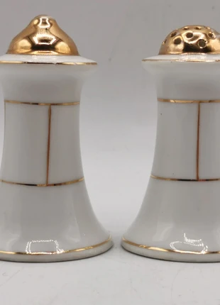 Salière Poivriere Porcelaine art deco, marque: Victoria, état: Bon état, 10,00 €, 11,20 € Protection acheteurs incluse