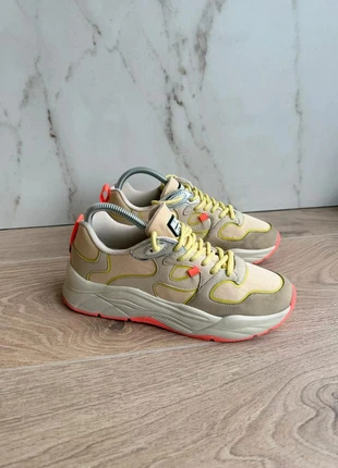 Baskets beiges et fluo Scotch & Soda – taille 38 – super état, marque: Scotch & Soda, état: Très bon état, taille: 38, 55,00 €, 58,45 € Protection acheteurs incluse