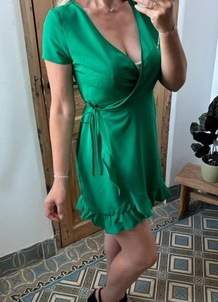 Robe portefeuille verte – Naf Naf - Très bon état - Taille 38, merk: Naf Naf, staat: Heel goed, maat: M / 38 / 10, € 13,00, € 14,35 inclusief Kopersbescherming Pro