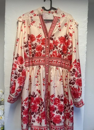 Korte jurk met bloemprint, staat: Heel goed, maat: L / 40 / 12, € 5,00, € 5,95 inclusief Kopersbescherming