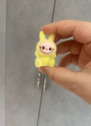 Figurine Labubu 🌞, staat: Nieuw zonder prijskaartje, maat: 9 jaar / 134 cm, € 2,00, € 2,80 inclusief Kopersbescherming