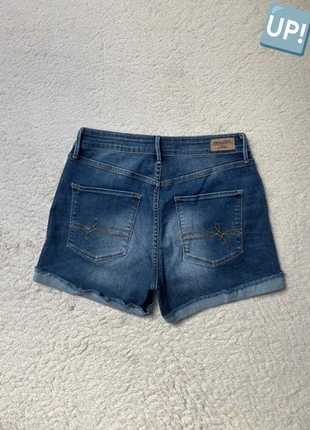 Short jean Levi’s Denizen vintage 00’s - Bleu marine - Coupe droite - W27 (FR36), marque: Levi's, état: Très bon état, taille: S / 36 / 8, 19,90 €, 21,60 € Protection acheteurs (Pro) incluse