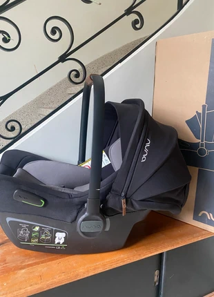 Cosy Nuna Pipa Next i-size - excellent état car utilisé 1 ou 2 fois, brand: Nuna, condizioni: Nuovo senza cartellino, taglia: 0–13 kg, €120.00, €126.70 include la Protezione acquisti