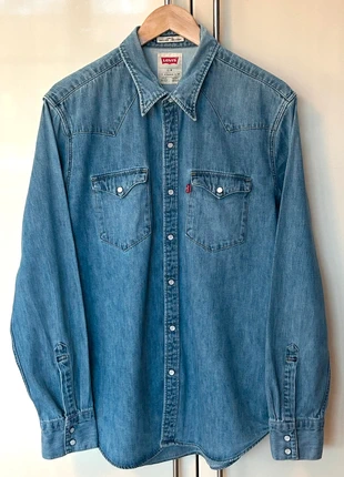 Levi’s Ultimate Western Denim Shirt, brand: Levi's, condition: Very good, size: L, £29.10, £31.26 includes Buyer Protection Pro