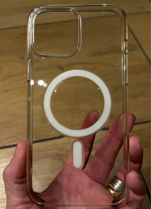 Clear MagSafe Soft Case – Shock-Absorbent & Sleek Design, condizioni: Ottime, €4.00, €4.90 include la Protezione acquisti