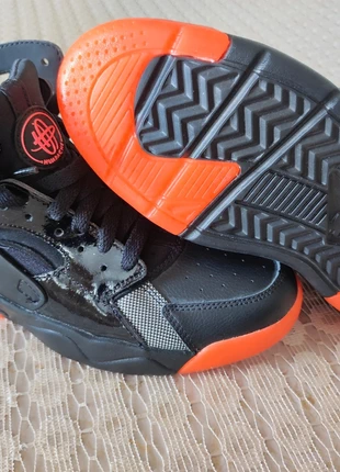 Nike Air Huarache noir et orange taille 36 – baskets streetwear et sport, marca: Nike, estado: Nuevo sin etiquetas, tamaño: 36, 34,00 €, 36,40 € Protección al comprador incluida