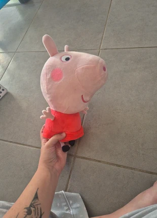 Peluche peppa pig 33cm, marque: Peppa Pig, état: Neuf sans étiquette, taille: 12-18 mois / 80 cm, 5,00 €, 5,95 € Protection acheteurs incluse