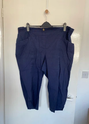 3/4 length trousers, brand: Bon marche, condition: Good, size: 6XL / UK 40-42, £1.50, £2.28 includes Buyer Protection