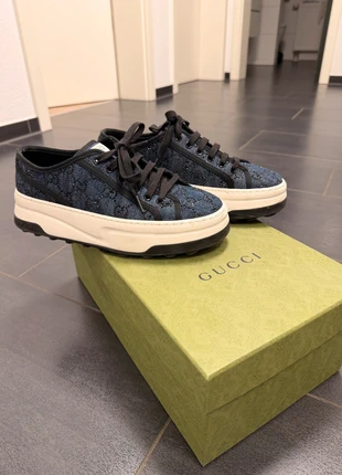 Gucci Schuhe, brand: Gucci, condizioni: Ottime, taglia: 39, €380.00, €399.70 include la Protezione acquisti