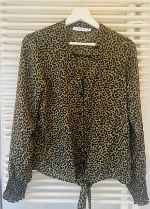 Costes tie blouse • olijfgroen zwart stippen • maat S/M, brand: Costes, condizioni: Ottime, taglia: Altro, €10.00, €11.20 include la Protezione acquisti