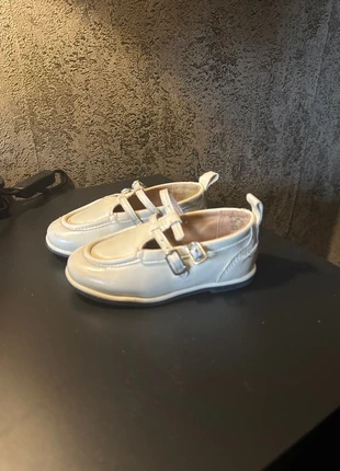 Kinder instappers, merk: Zara, staat: Heel goed, maat: 22, € 5,00, € 5,95 inclusief Kopersbescherming