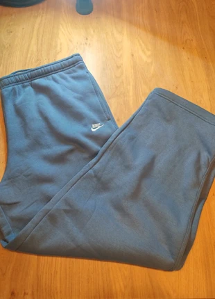 Jogging Nike bleu, marque: Nike, état: Neuf avec étiquette, taille: XXL, 35,00 €, 37,45 € Protection acheteurs incluse