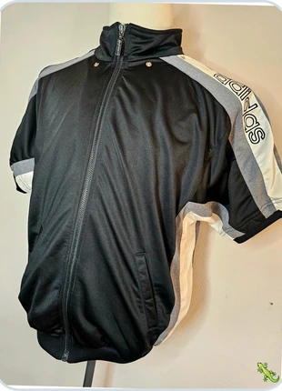 Veste adidas vintage année 90/2000 taille M, merk: adidas, staat: Heel goed, maat: M, € 24,90, € 26,85 inclusief Kopersbescherming Pro