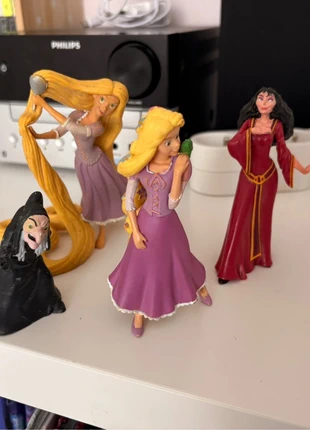 Figurines Raiponce, marque: Disney, état: Bon état, taille: Taille unique, 9,00 €, 10,15 € Protection acheteurs incluse