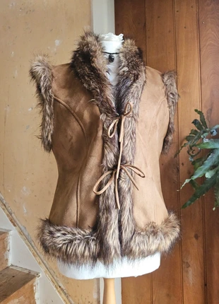 Vintage 2000s Faux Suede & Faux Fur Gilet / Late 90s Boho Revival Jerkin Style (UK 8–12), brand: Roman Originals, condition: Very good, size: L / 12, £35.00, £37.45 includes Buyer Protection