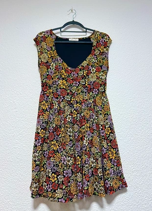 Vestido floral High Spirits talla L · estampado flores multicolor · ligero y cómodo, brand: High Spirits, condizioni: Ottime, taglia: L / IT 44 / EU 40, €10.00, €11.20 include la Protezione acquisti