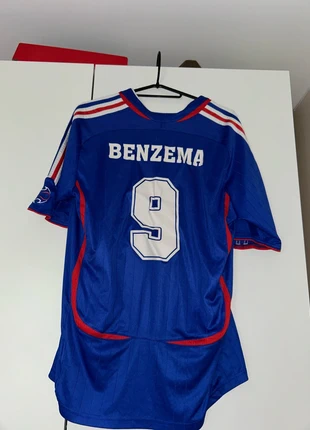 Maillot Benzema équipe de France, marque: adidas, état: Bon état, taille: S, 29,90 €, 32,10 € Protection acheteurs incluse