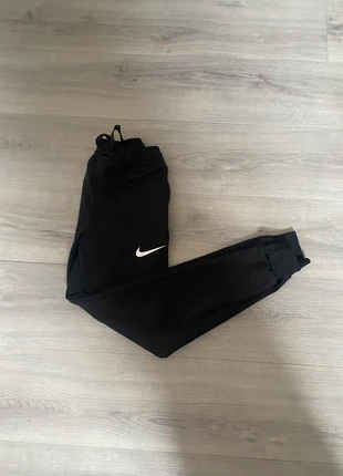 bas runing nike noir taille S, brand: Nike, condition: Very good, size: S, €10.00, €11.20 includes Buyer Protection
