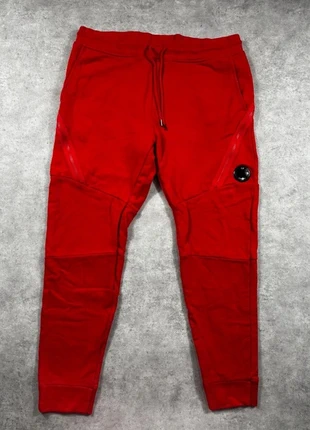 Pantalon de survêtement jogging C.P Company rouge Taille L, brand: C.P. Company, condition: Very good, size: L, €105.00, €110.95 includes Buyer Protection