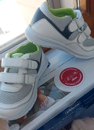 Chicco scarpe ginnastica primi passi, marque: Chicco, état: Très bon état, taille: 21, 10,00 €, 11,20 € Protection acheteurs incluse