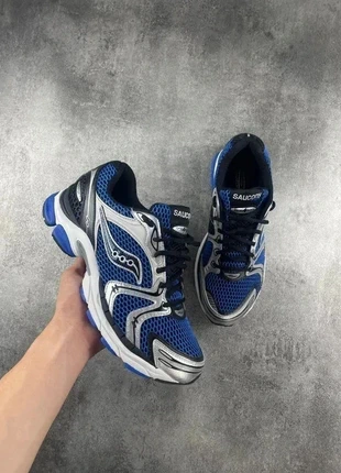 Chaussures Homme Saucony Triumph 4 | Noir Bleu | Neuf avec Étiquette | Taille 43, brand: Saucony, condition: New without tags, size: 43, €105.00, €110.95 includes Buyer Protection