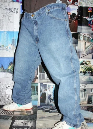 Wrangler Stretch Denim Relaxed Fit Jeans (US W44 L30) (EU 54), marke: Wrangler, zustand: Sehr gut, größe: W44 | DE 60, 24,99 €, 26,94 € beinhaltet Vinted-Käuferschutz Pro