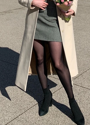 Wool mini skirt, brand: & Other Stories, condizioni: Nuovo con cartellino, taglia: M / IT 42 / EU 38, €65.00, €68.95 include la Protezione acquisti