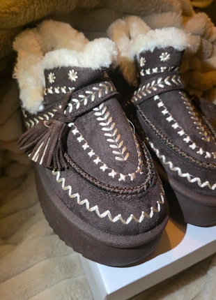 Bottines Polaires Marron Chocolat 39, état: Très bon état, taille: 39, 26,00 €, 28,00 € Protection acheteurs (Pro) incluse