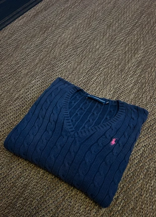 Pull à col V Torsade Ralph Lauren Marine logo rose Taille M, brand: Ralph Lauren, condition: Very good, size: M, €35.00, €37.45 includes Buyer Protection