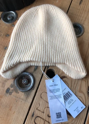 Bonnet maille côtelé crème Alex Max, merk: Alex Max, staat: Nieuw met prijskaartje, maat: Universele maat, € 10,00, € 11,20 inclusief Kopersbescherming