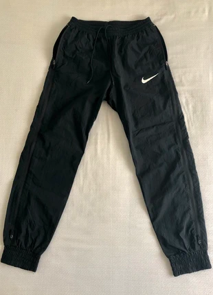 Pantalón tipo Jogger NIKE F.C., marque: Nike, état: Très bon état, taille: S, 10,00 €, 11,20 € Protection acheteurs incluse