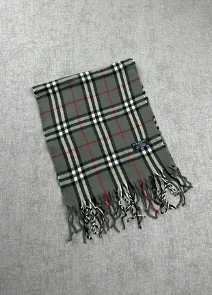 Écharpe Burberry gris foncés, marca: Burberry, estado: Muito bom, €50.00, €53.20 inclui Proteção do Comprador Pro