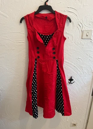Plie robe rouge pois noir et blanc taille M, merk: inconnue, staat: Heel goed, maat: M / 38 / 10, € 4,90, € 5,85 inclusief Kopersbescherming