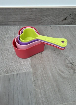 Maatlepels in hartvorm, marca: Baker, estado: Novo sem etiquetas, €4.95, €5.90 inclui Proteção do Comprador