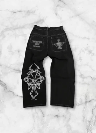 Jean noir brodé blanc taille M coupe droite style streetwear Y2K vintage graphique original, marke: y2k, zustand: Sehr gut, größe: M, 50,00 €, 53,20 € beinhaltet Vinted-Käuferschutz Pro