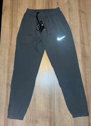 Nike dry fit, brand: Nike, condizioni: Nuovo con cartellino, taglia: S, €34.00, €36.40 include la Protezione acquisti