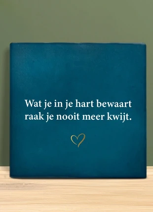 Wat je in je hart bewaart tegeltje, brand: tegeltje, condizioni: Ottime, €9.95, €11.15 include la Protezione acquisti