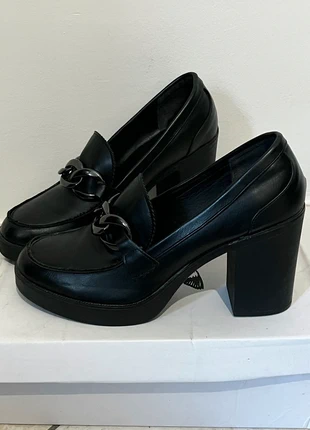 Scarpe nere, brand: Martin Pescatore, condizioni: Ottime, taglia: 40, €9.00, €10.15 include la Protezione acquisti