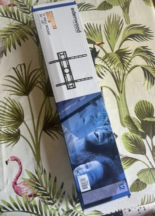 Support TV mural droit - Neuf, marque: Edenwood, état: Neuf sans étiquette, 20,00 €, 21,70 € Protection acheteurs incluse