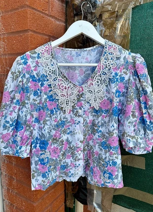 Magnifique chemisier fleuri Vintage, marca: Vintage Dressing, estado: Muito bom, tamanho: M / 38 / 10, €10.00, €11.20 inclui Proteção do Comprador